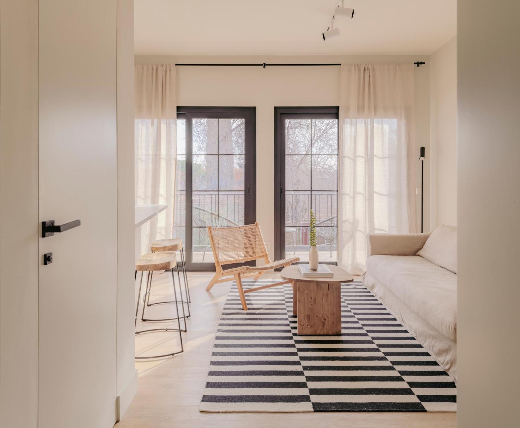 Casa Humera Apartamentos De Diseno En Pozuelo โปซูเอโล เด อาลาร์กอน ภายนอก รูปภาพ