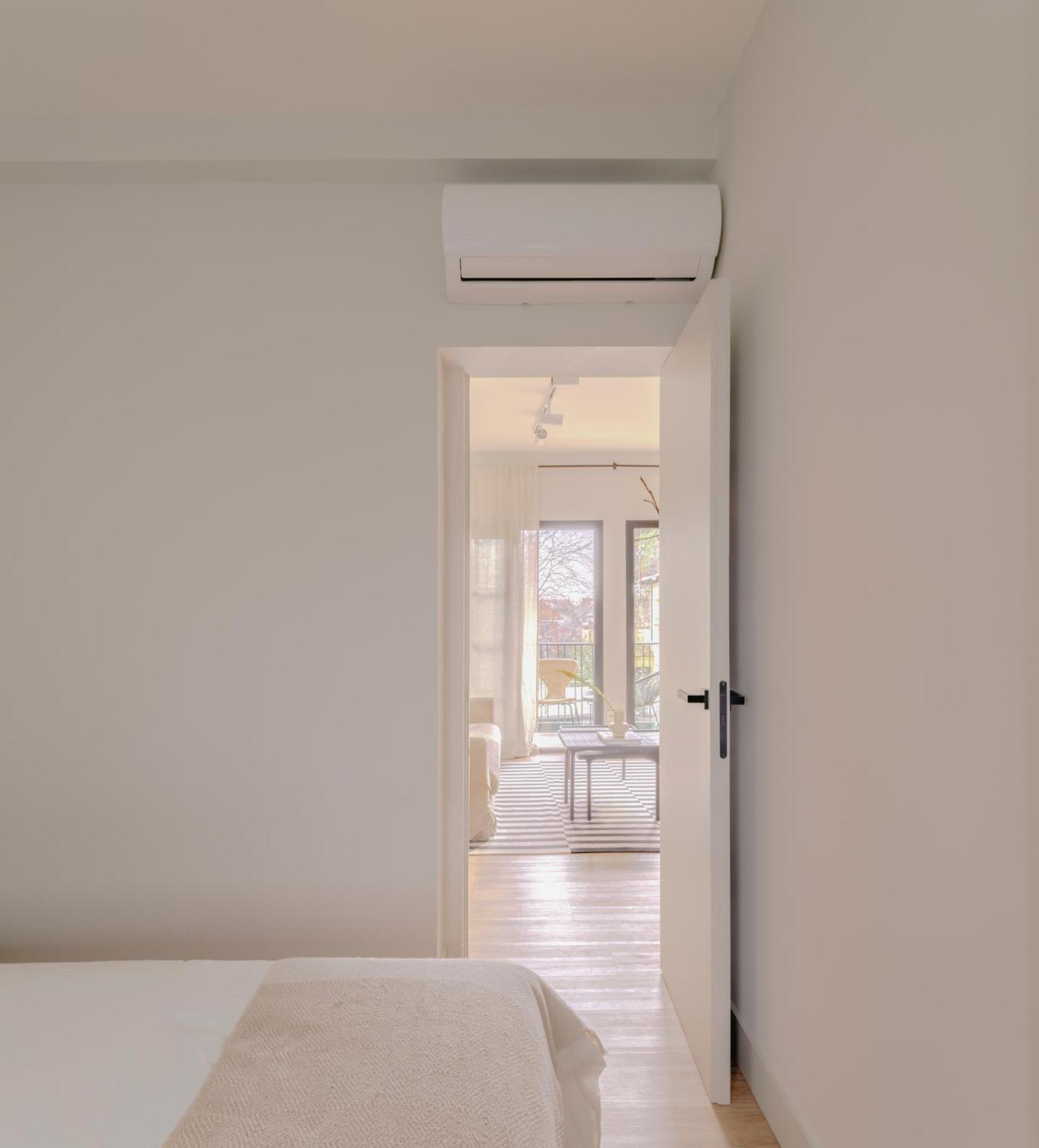 Casa Humera Apartamentos De Diseno En Pozuelo โปซูเอโล เด อาลาร์กอน ภายนอก รูปภาพ